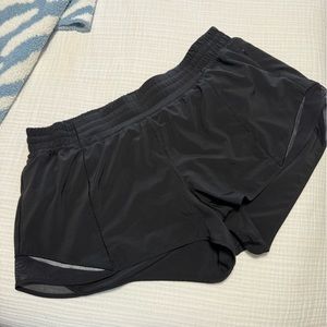 Lululemon Hotty Hot Black High-rise 2.5